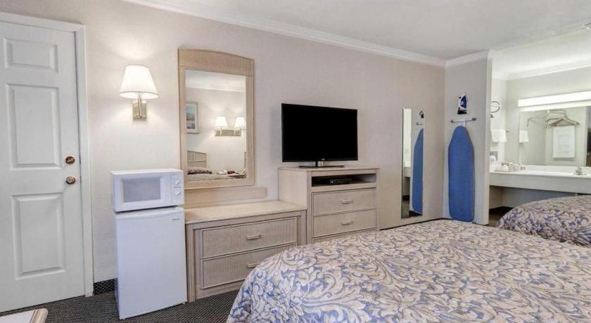 Econo Lodge Ван-Хорн Экстерьер фото